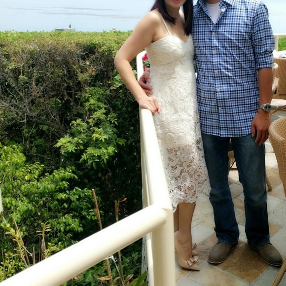 Lace dress - Picture 5 of 7